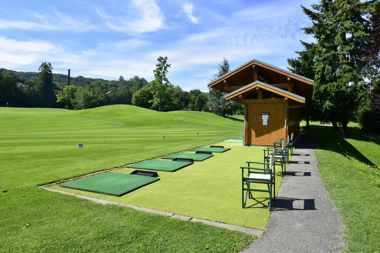 Le Manoir Du Golf Bed & Breakfast Publier Exterior photo